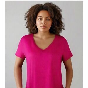 NIKE Dri-Fit Women's Top Size X-Large Hot Pink V-Neck Activewear Regular Fit EUC